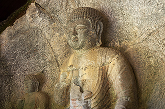 Bouddhas de pierre de San-no-san